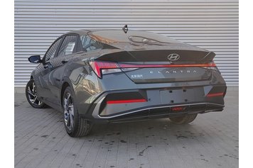 Elantra LUX