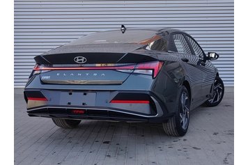 Elantra LUX