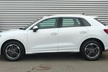 Audi Q3, II (F3)